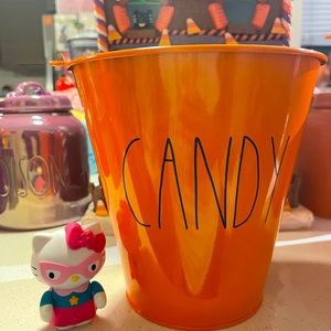 Rae Dunn “CANDY” 🍫 Orange Halloween 7.5” tall Tin Pail